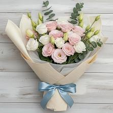 Букет цветов из:  Лизиантусы в Тобольске