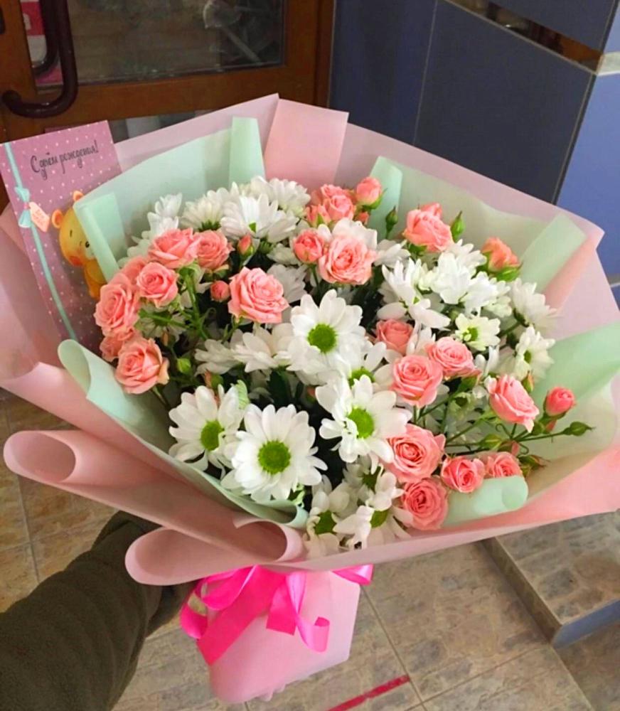 Букет цветов из: Розы и Хризантемы в Тобольске