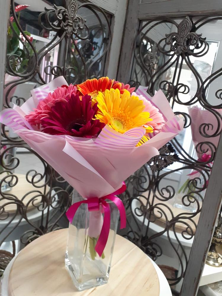 Букет цветов из: Герберы в Тобольске