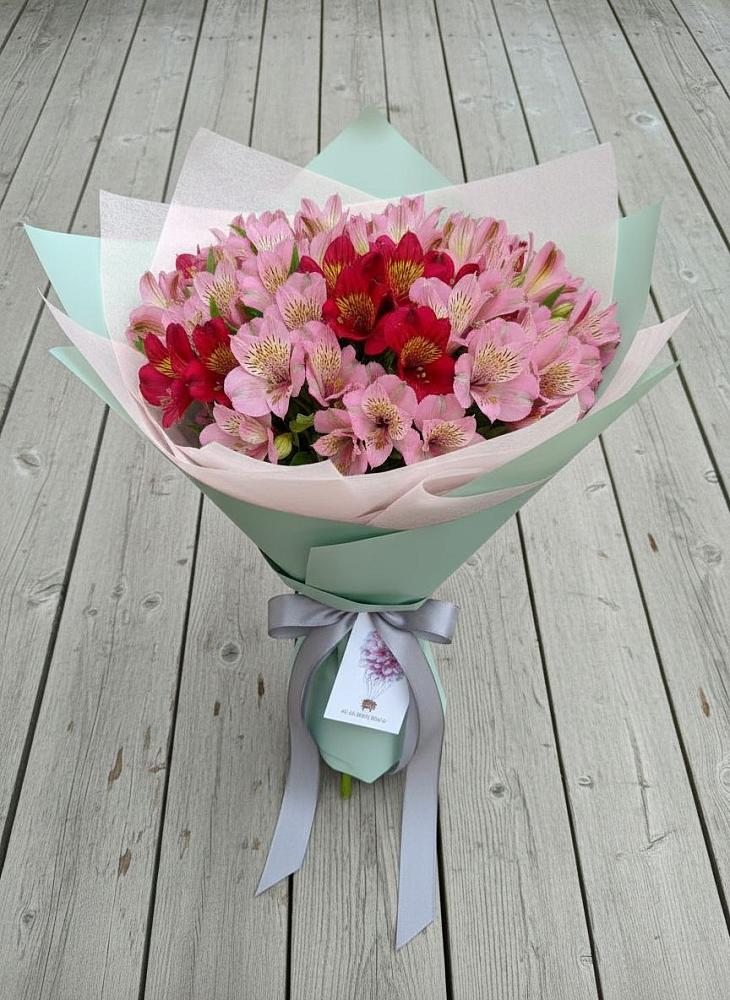 Букет цветов из: Альстромерии в Тобольске