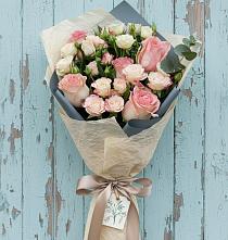Букет цветов из:  Розы в Тобольске