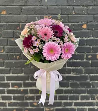 Букет цветов из:  Герберы и Хризантемы в Тобольске