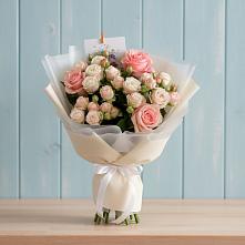 Букет цветов из:  Розы в Тобольске